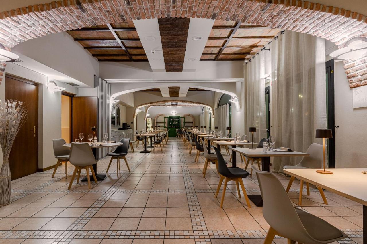 Hotel Ristorante Al Mulino By Lvg Hotel Collection Алессандрія Екстер'єр фото