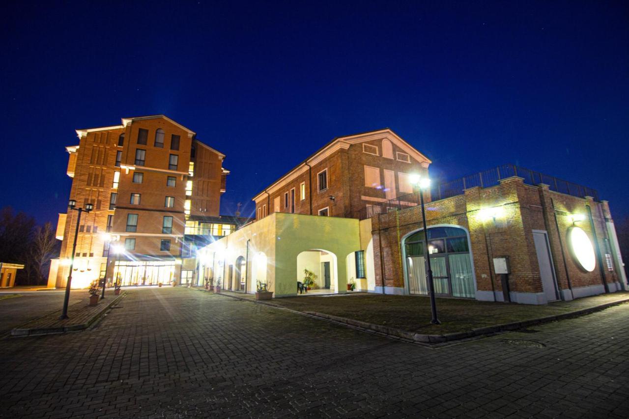 Hotel Ristorante Al Mulino By Lvg Hotel Collection Алессандрія Екстер'єр фото