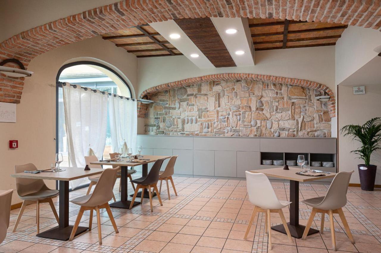 Hotel Ristorante Al Mulino By Lvg Hotel Collection Алессандрія Екстер'єр фото